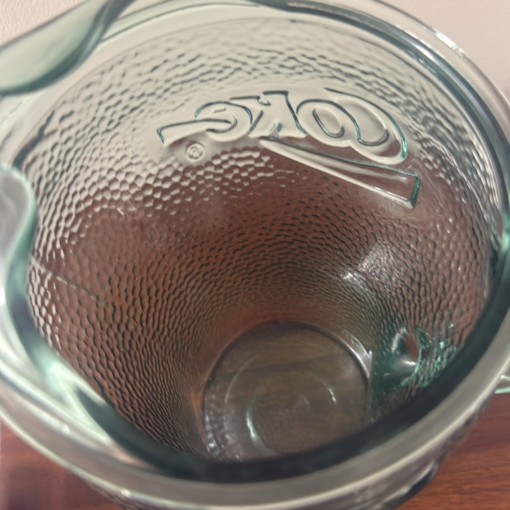 Vintage Coca Cola Coke Green Pebble Glass Pitcher Embossed 64 Oz Holds 2 Liters - Picture 7 of 10